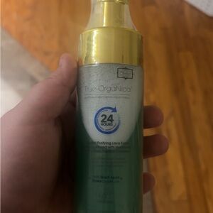 TRUE ORGANICA Gentle Purifying Foam Cleanser - Green